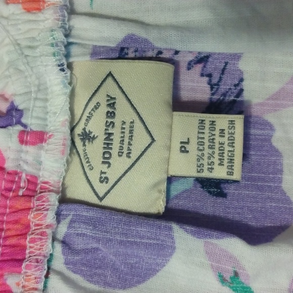 St. John's Bay women's size PL in beautiful floral print with v-neck drawstrings - Picture 2 of 7